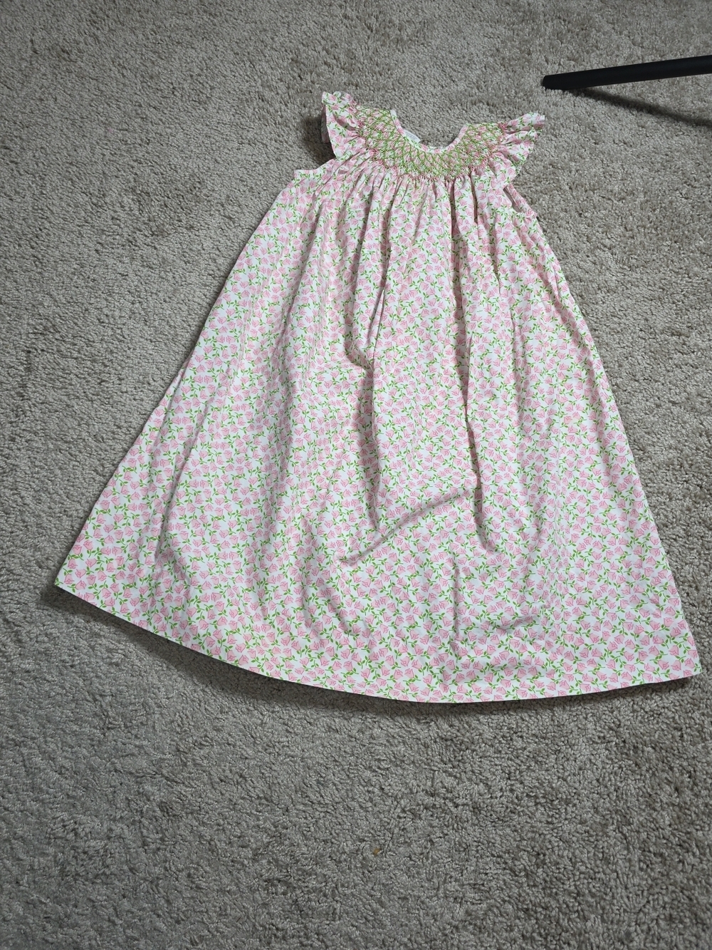 Silly Goose Hand Smocked Dress Sz 4 Pink  Floral W/green Accents Flutter Sleeves